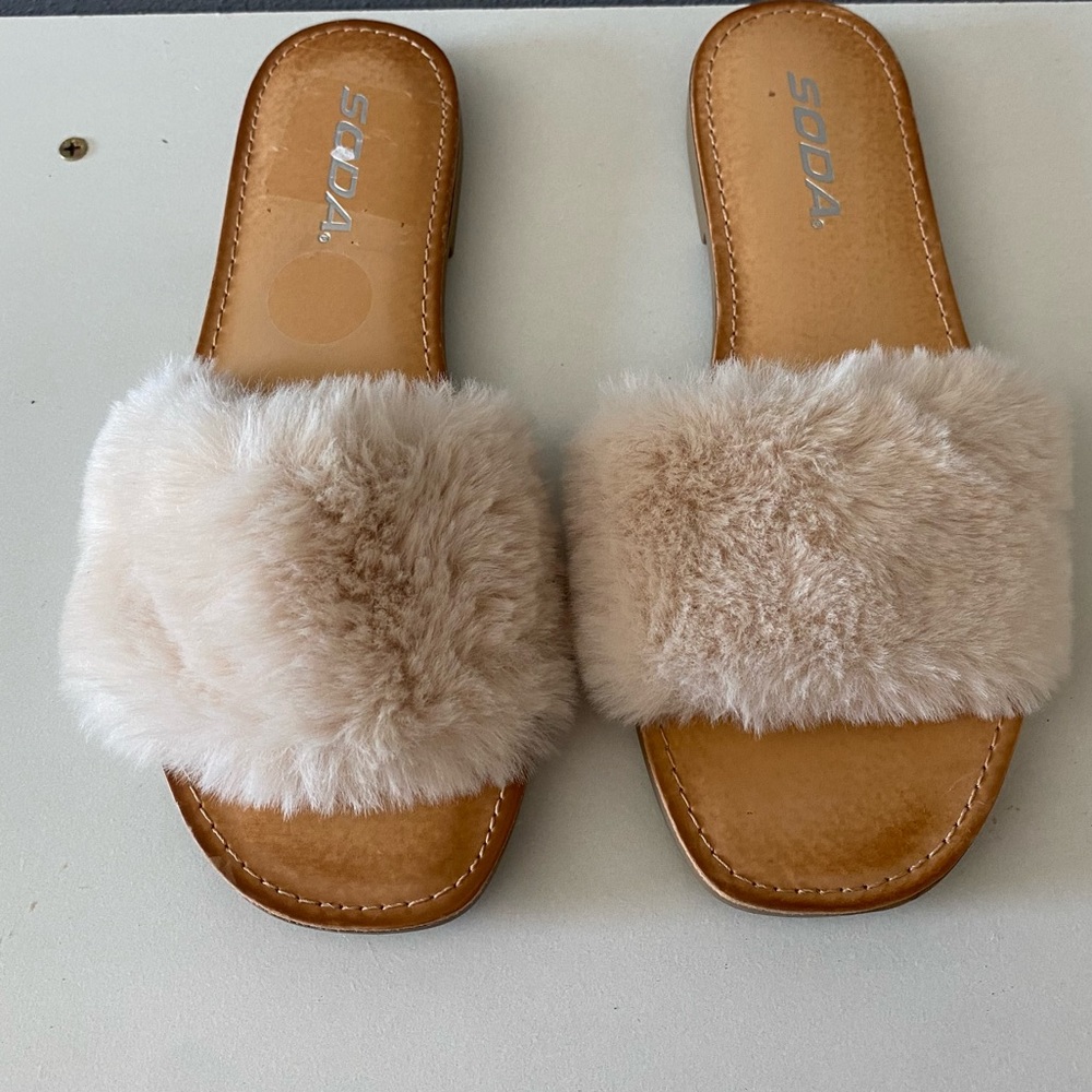 Womens Fluffy Slides Open Toe Faux Fur Slippers Flat Support Yoga Mat Casual